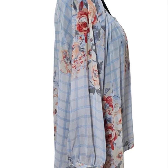 LAUREN CONRAD Women's Sheer Pullover Top with Floral Print XL - Picture 6 of 6